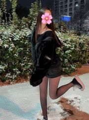 Венера с подругой фото 1