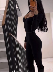 Анель с подругой фото 3