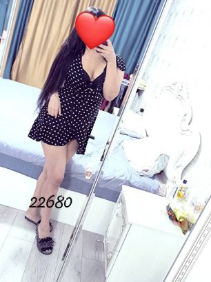 Одна я фото 100%