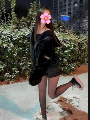 Проститутка Бишкека Дари с подругой